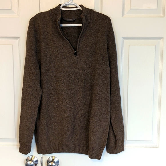 Denver Hayes 100% cotton sweater. Size Large. - Picture 1 of 5